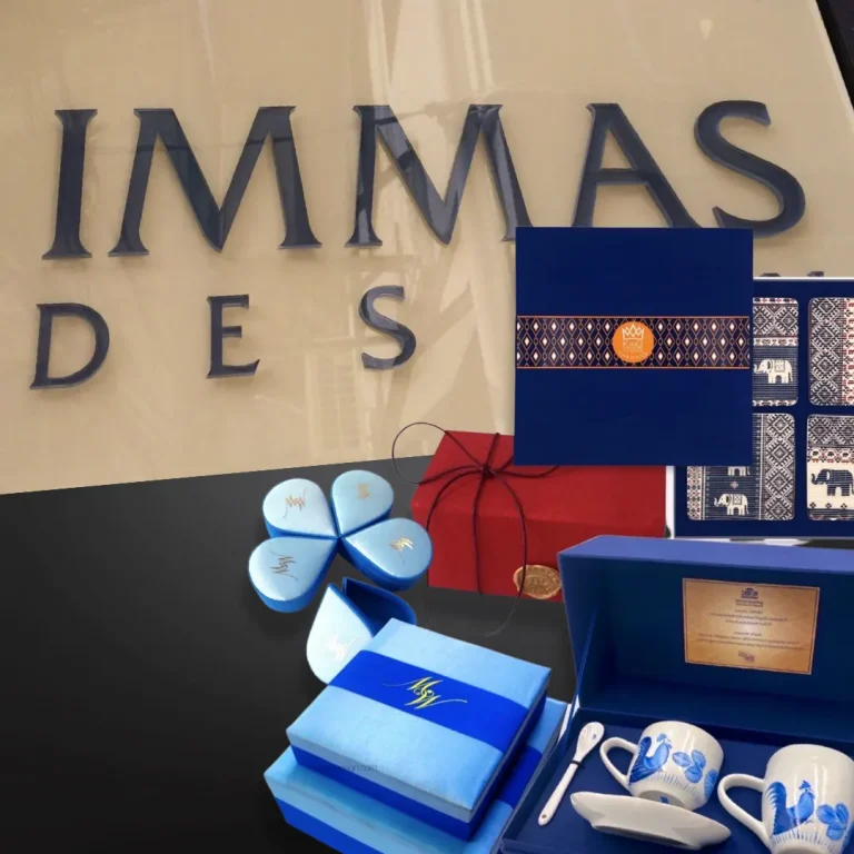 กล่องผ้าไหม 1 กล่องผ้าไหม 1 ImmasDesign